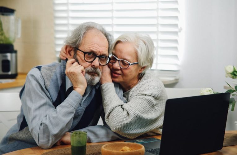 Emotivne dileme kada donosite odluke za svoje roditelje
